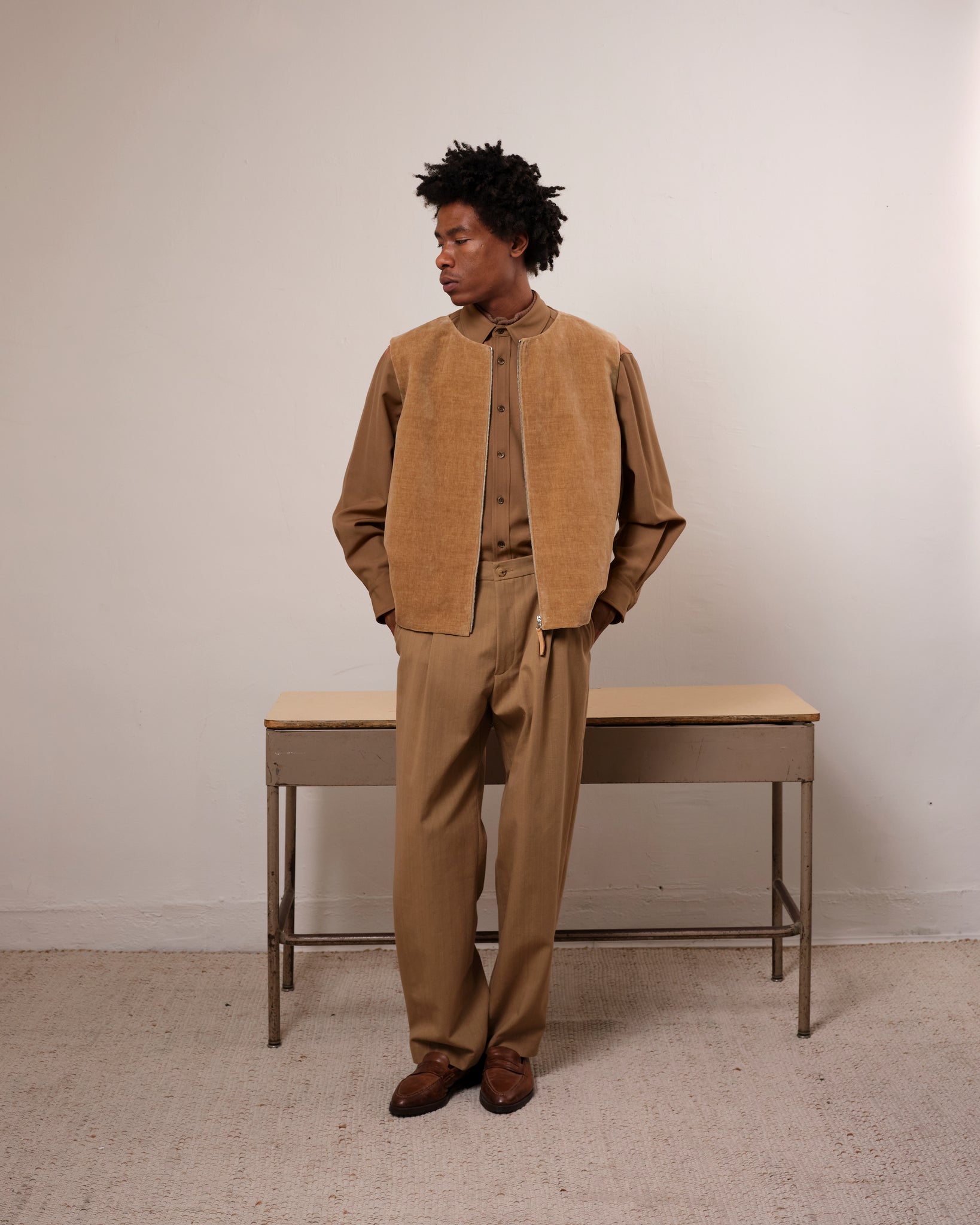 Single Pleat Pants, Dark Beige