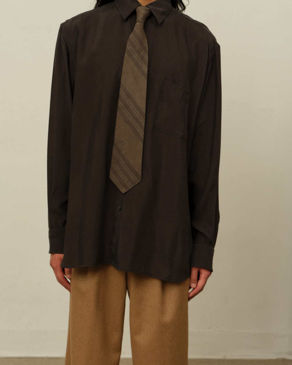 Colbo Pen Shirt in ocean washed cupro, on model, front view, worn with a tie