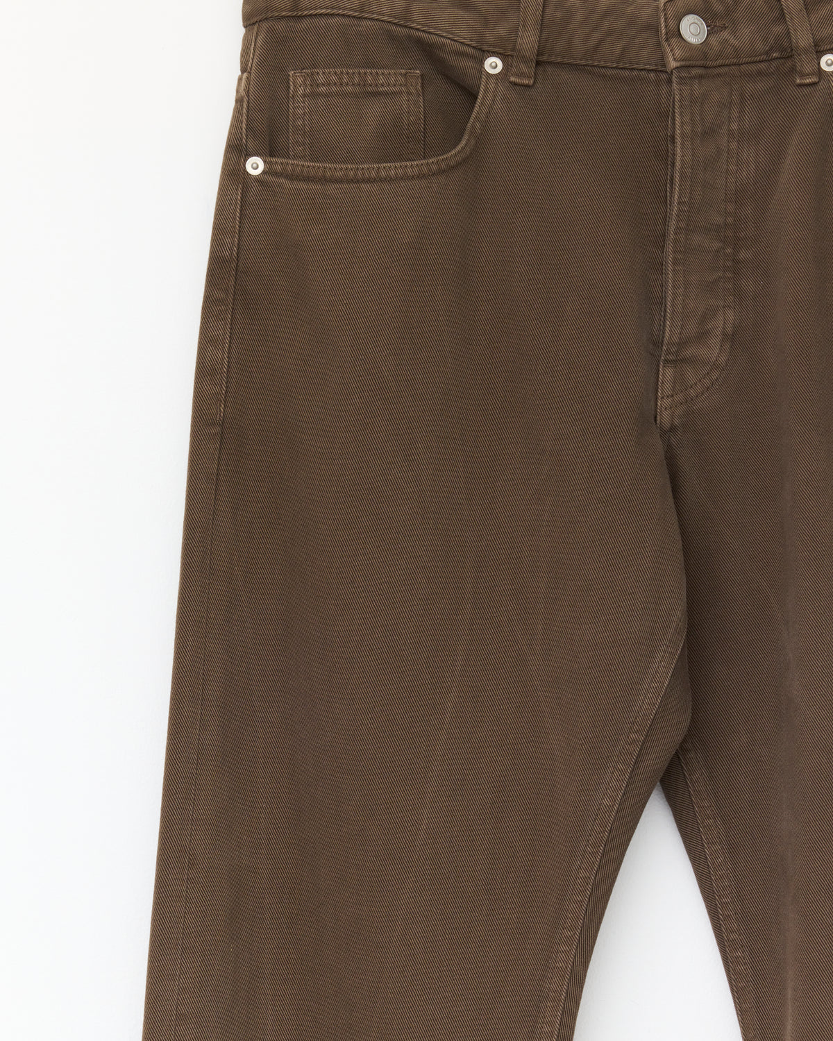 Another Aspect Jeans 3.0 in brown organic denim, front pocket and button fly close-up