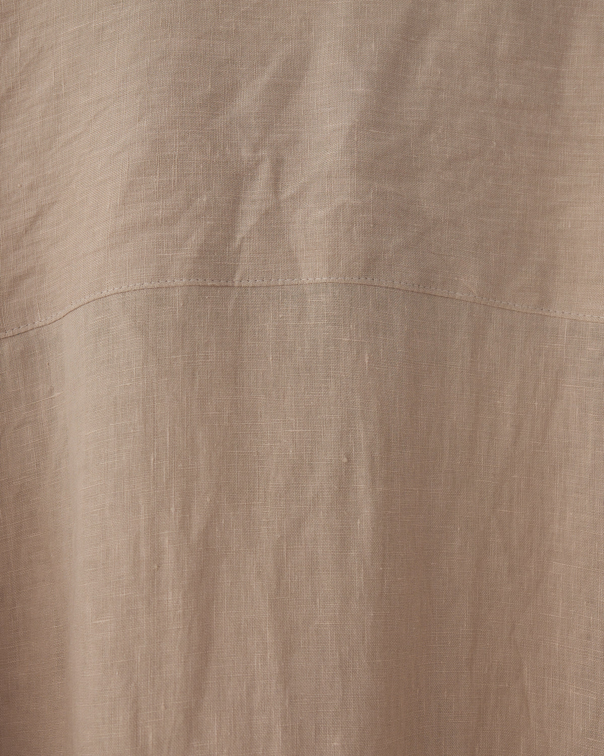 Colbo Banaras Shirt in natural Japanese linen, back yoke close-up