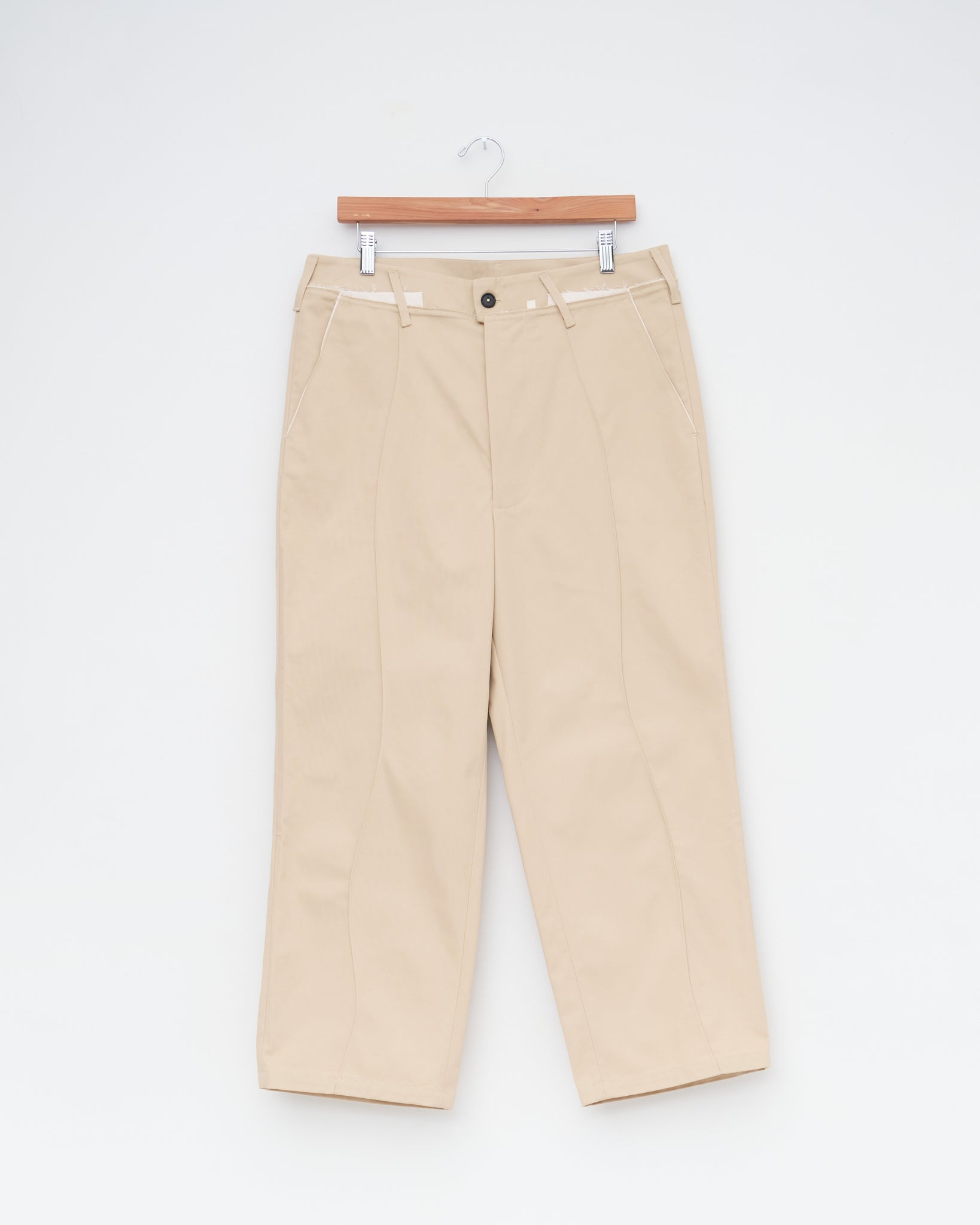 Slack Pants, Sand