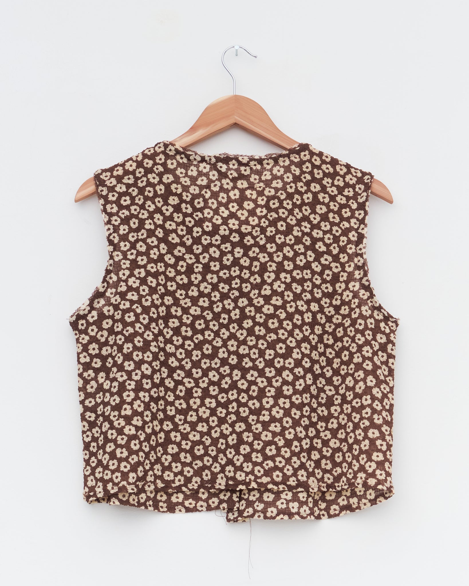 Square Top, Brown/White Flower