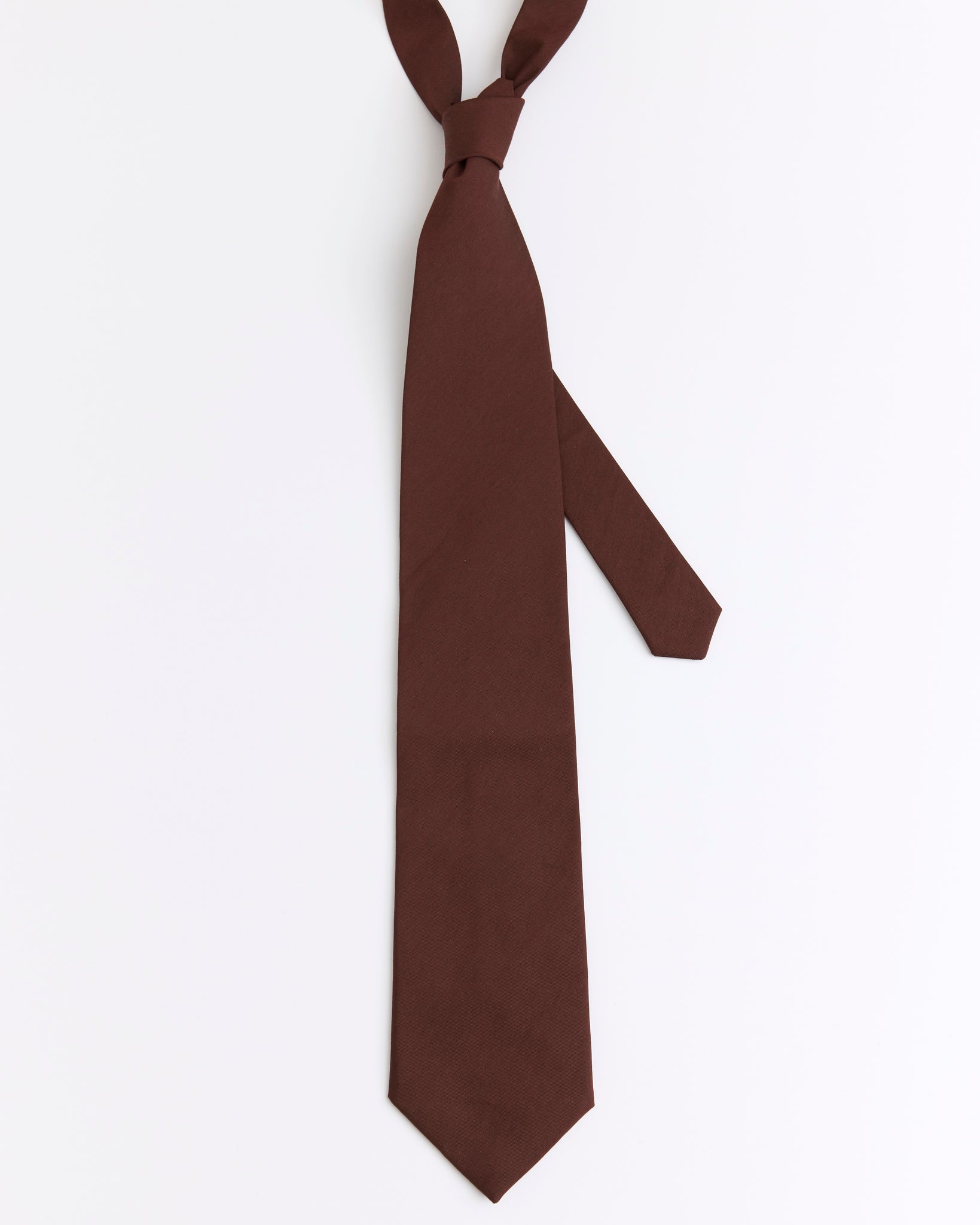 Tie, Red Wine
