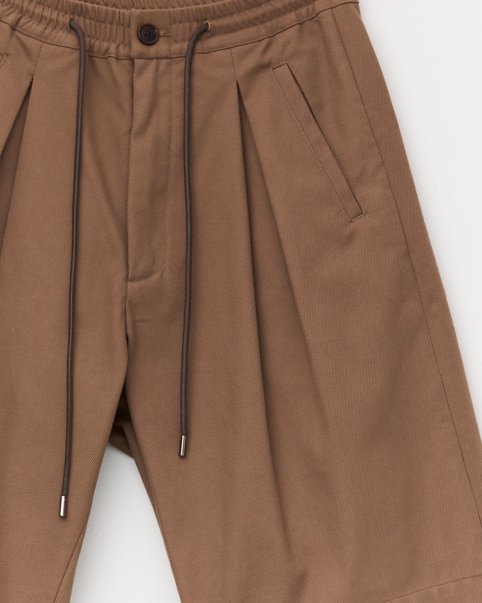 Elastic Shorts, Brown