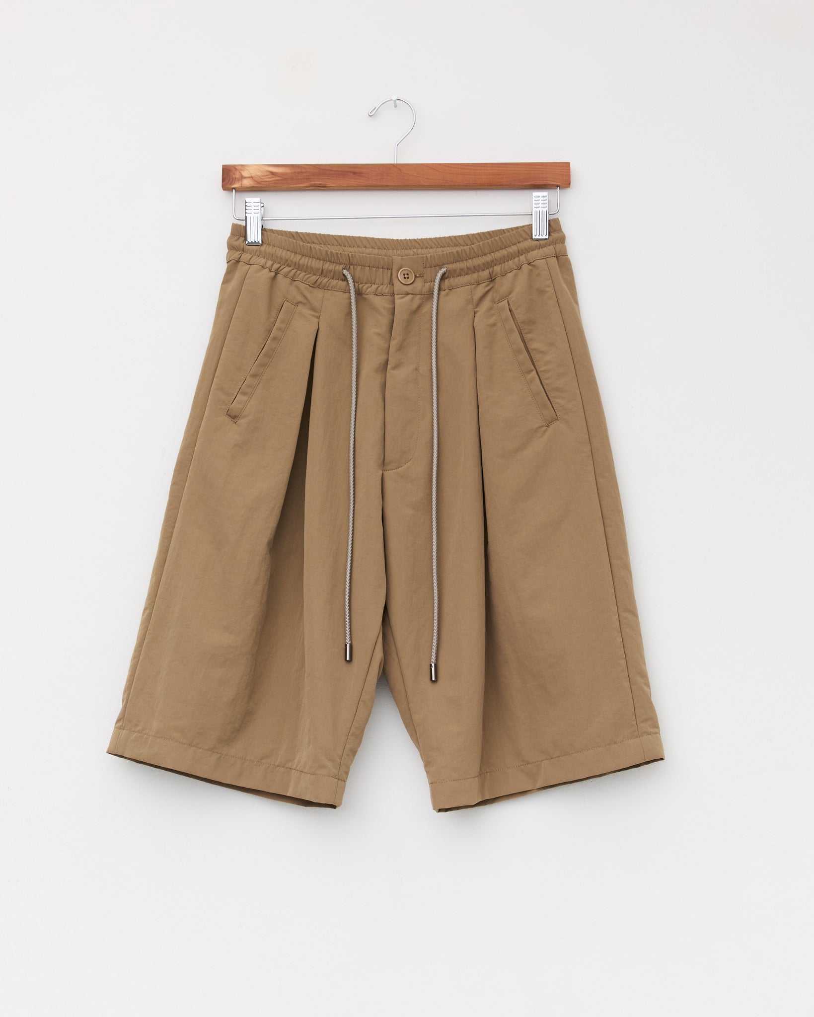 Elastic Shorts, Stone