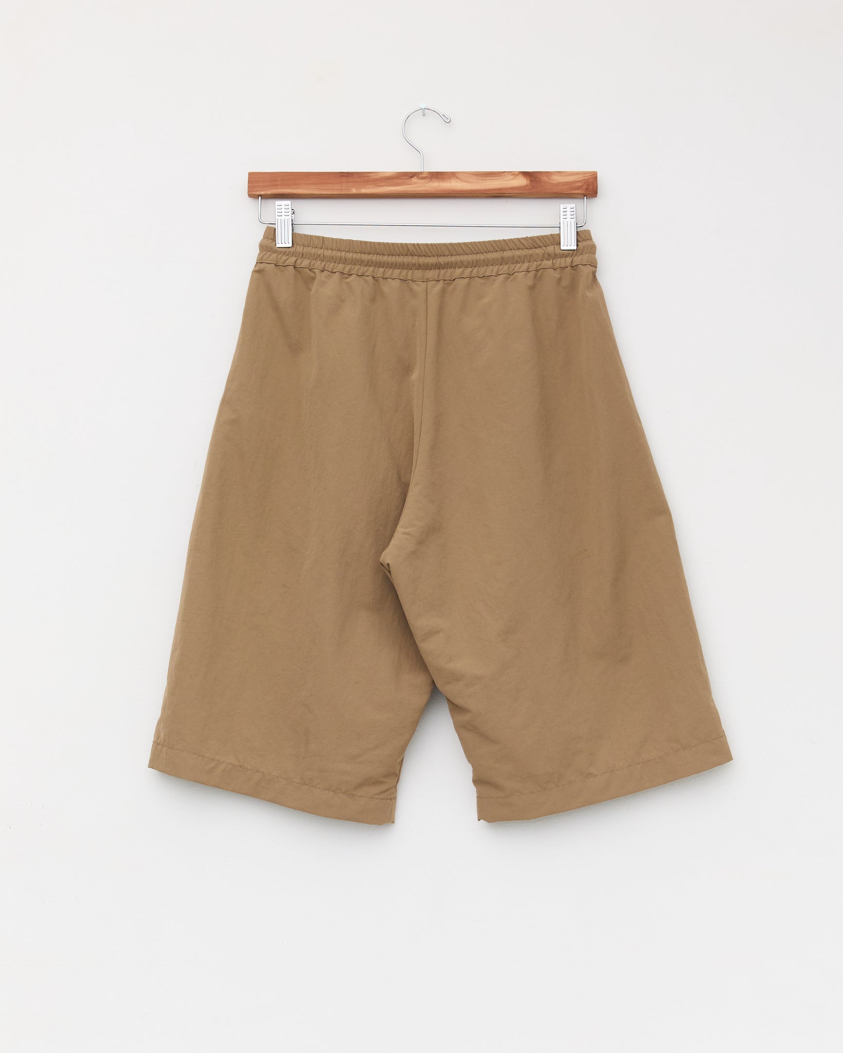 Elastic Shorts, Stone