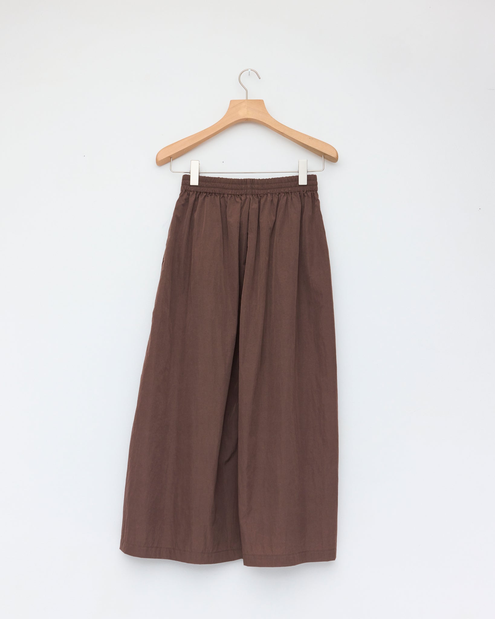 Elastic Skirt, Crinkly Brown Nylon