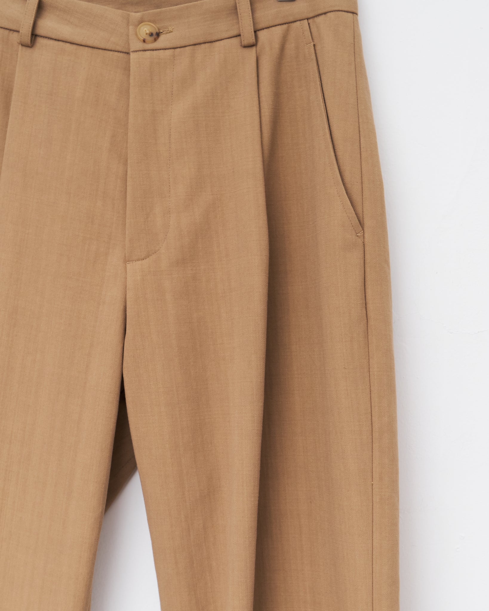 Single Pleat Pants, Dark Beige