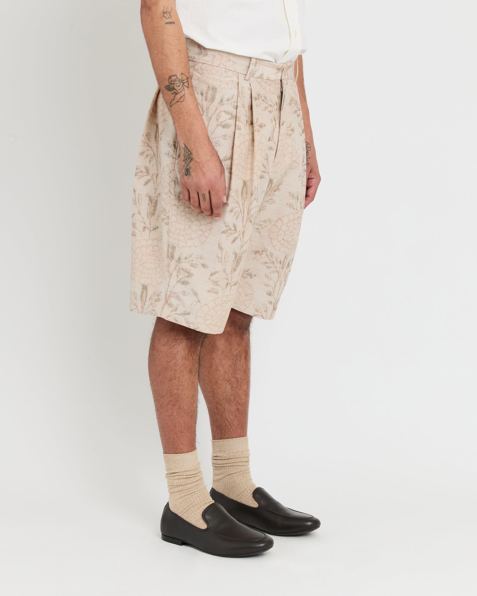 Dress Shorts, Beige Floral Pattern