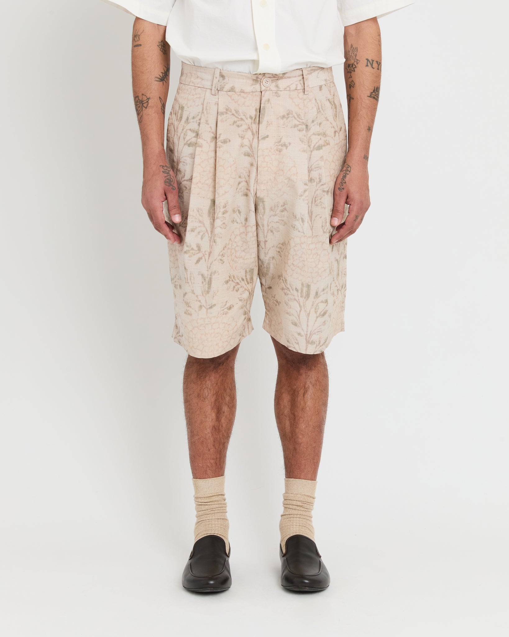 Dress Shorts, Beige Floral Pattern