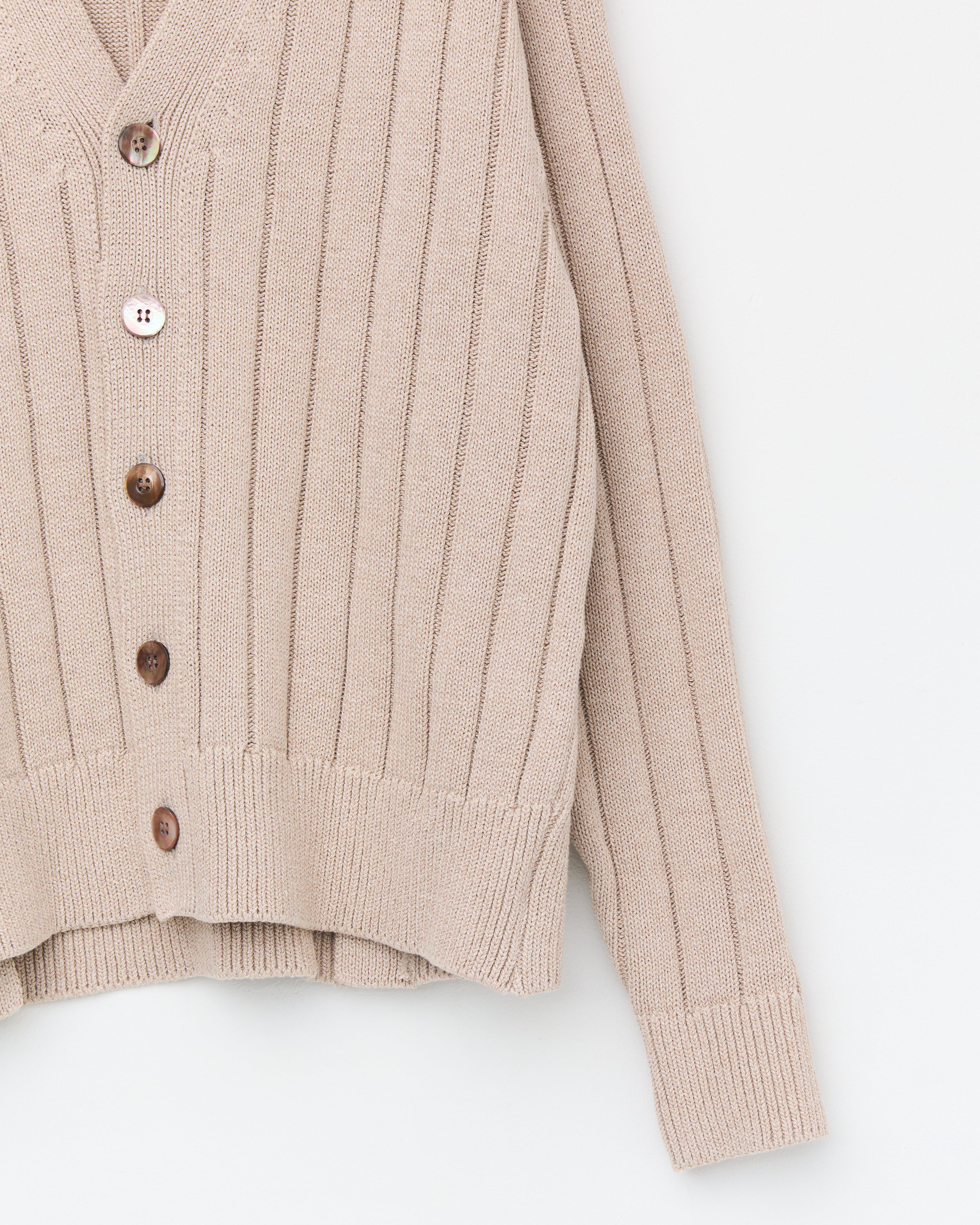 RANDEBOO - randeboo ほぼ新品 charm warmer knit beige RANDEBOO（ランデブー）の「Charm warmer knit（ニット/セーター