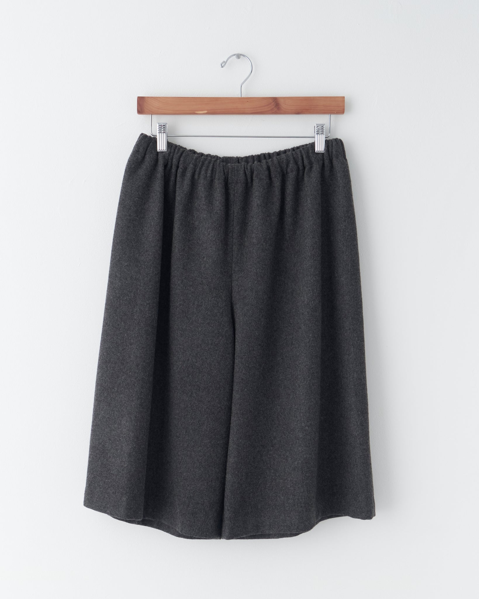 Wool Draw Shorts, Charcoal