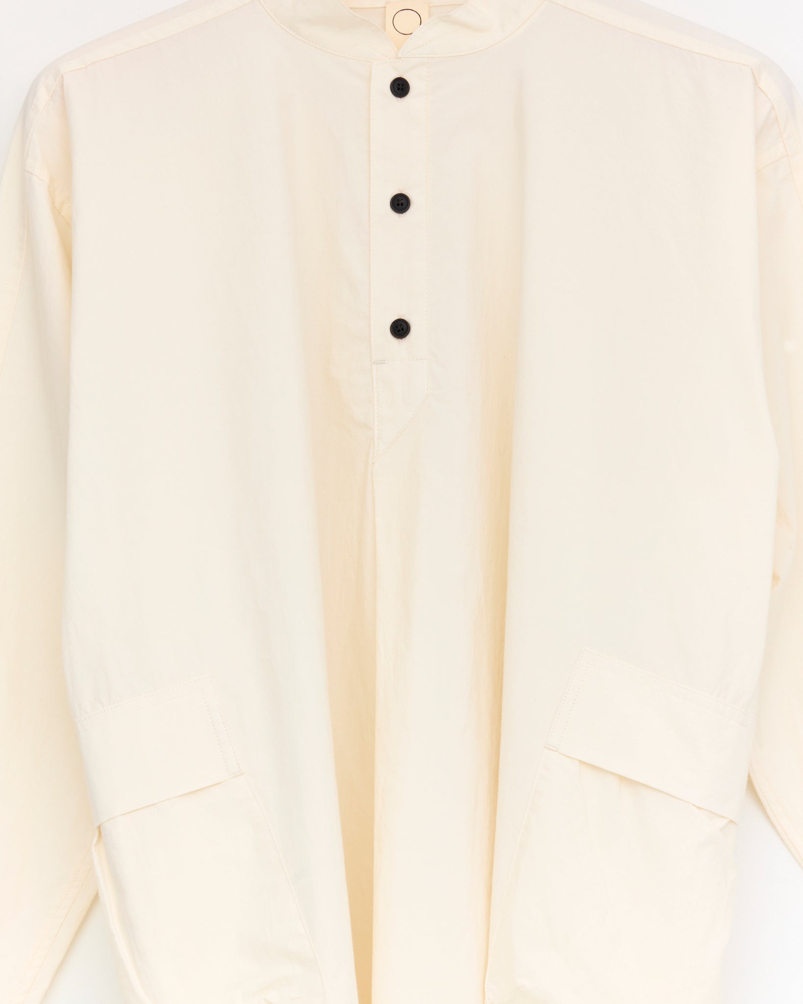 Grandad Shirt, Kinari