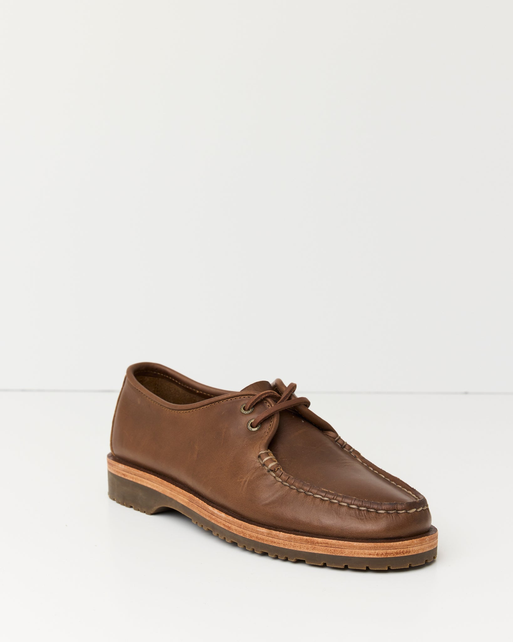 Captain's Oxford