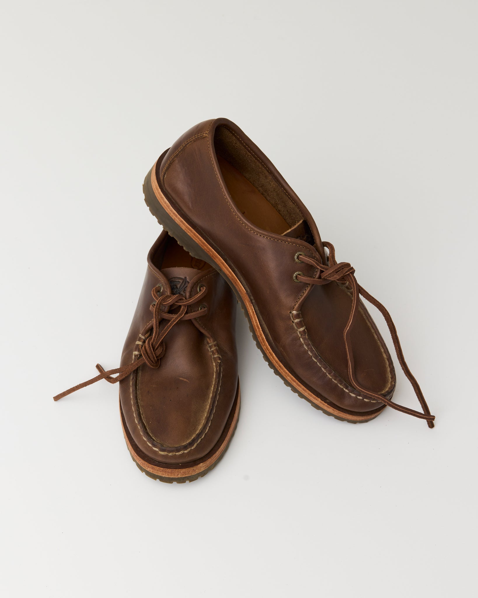 Captain's Oxford