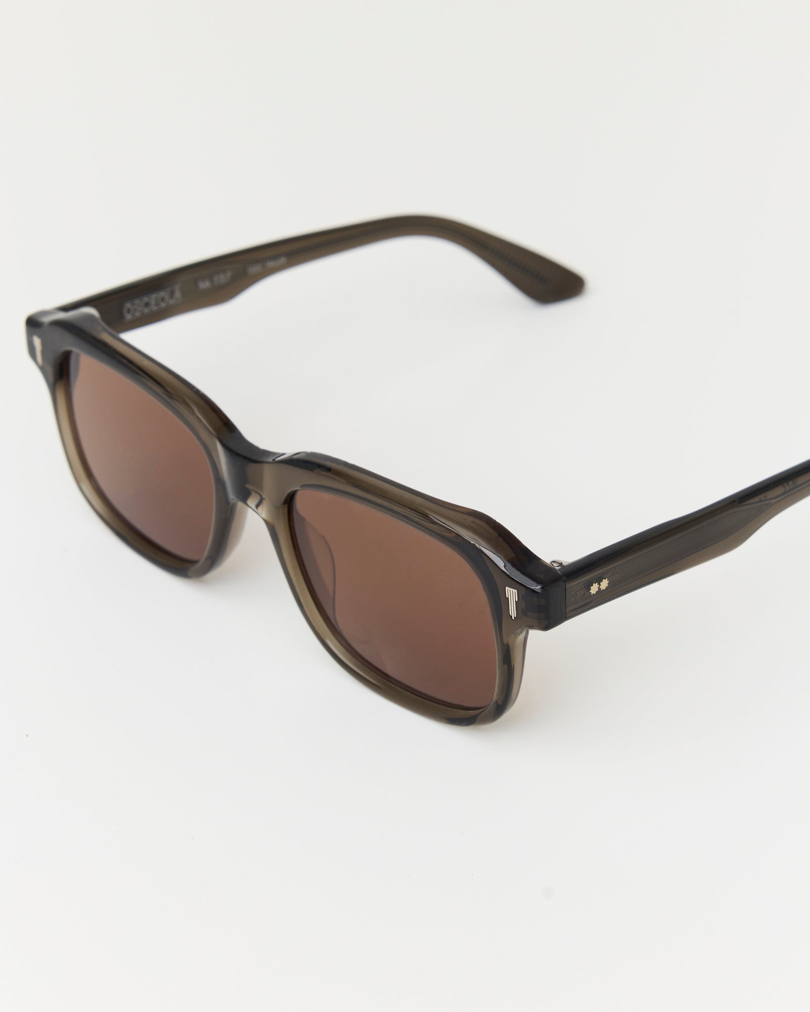 Osceola, Taupe