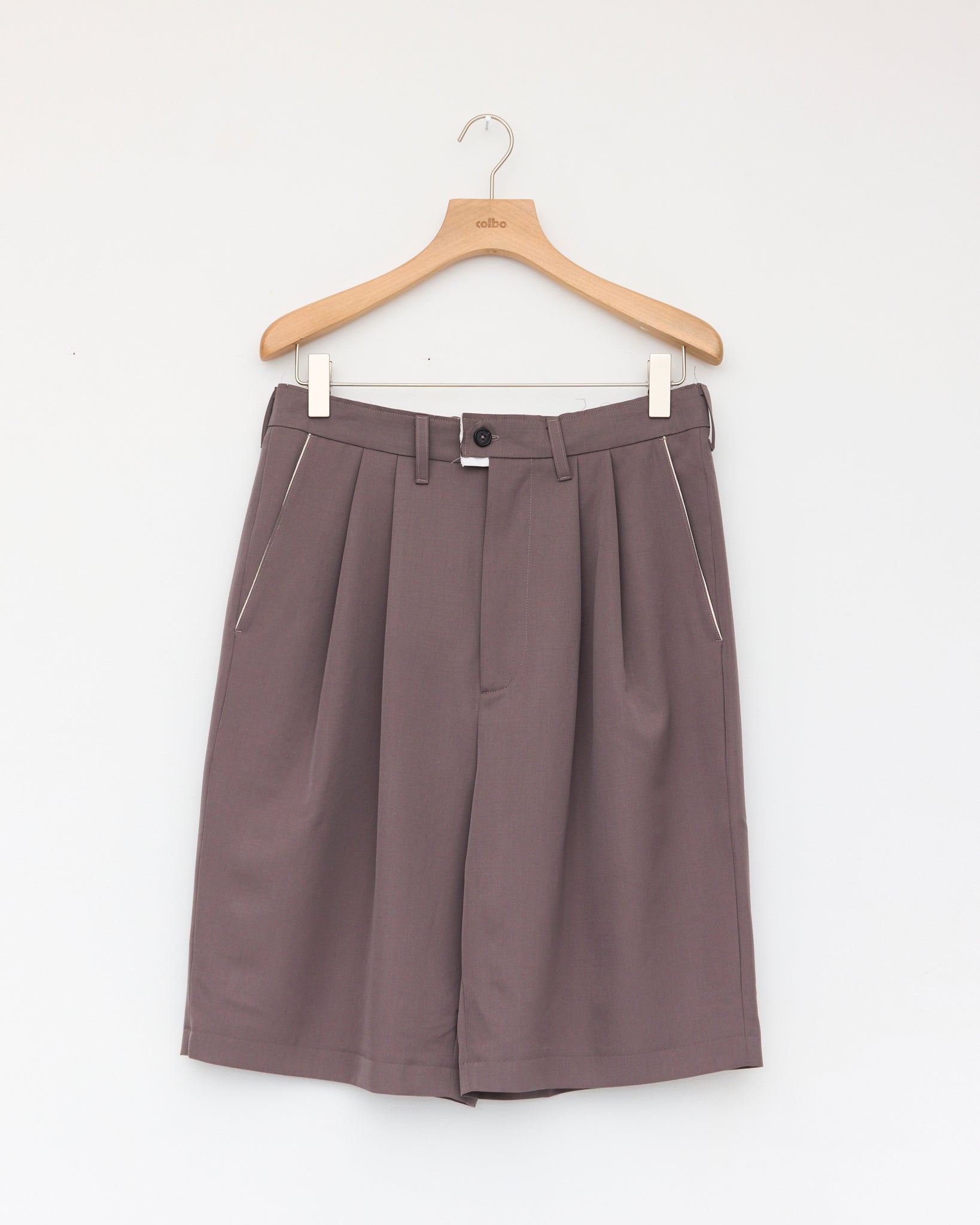 Slim Suit Shorts, Taupe