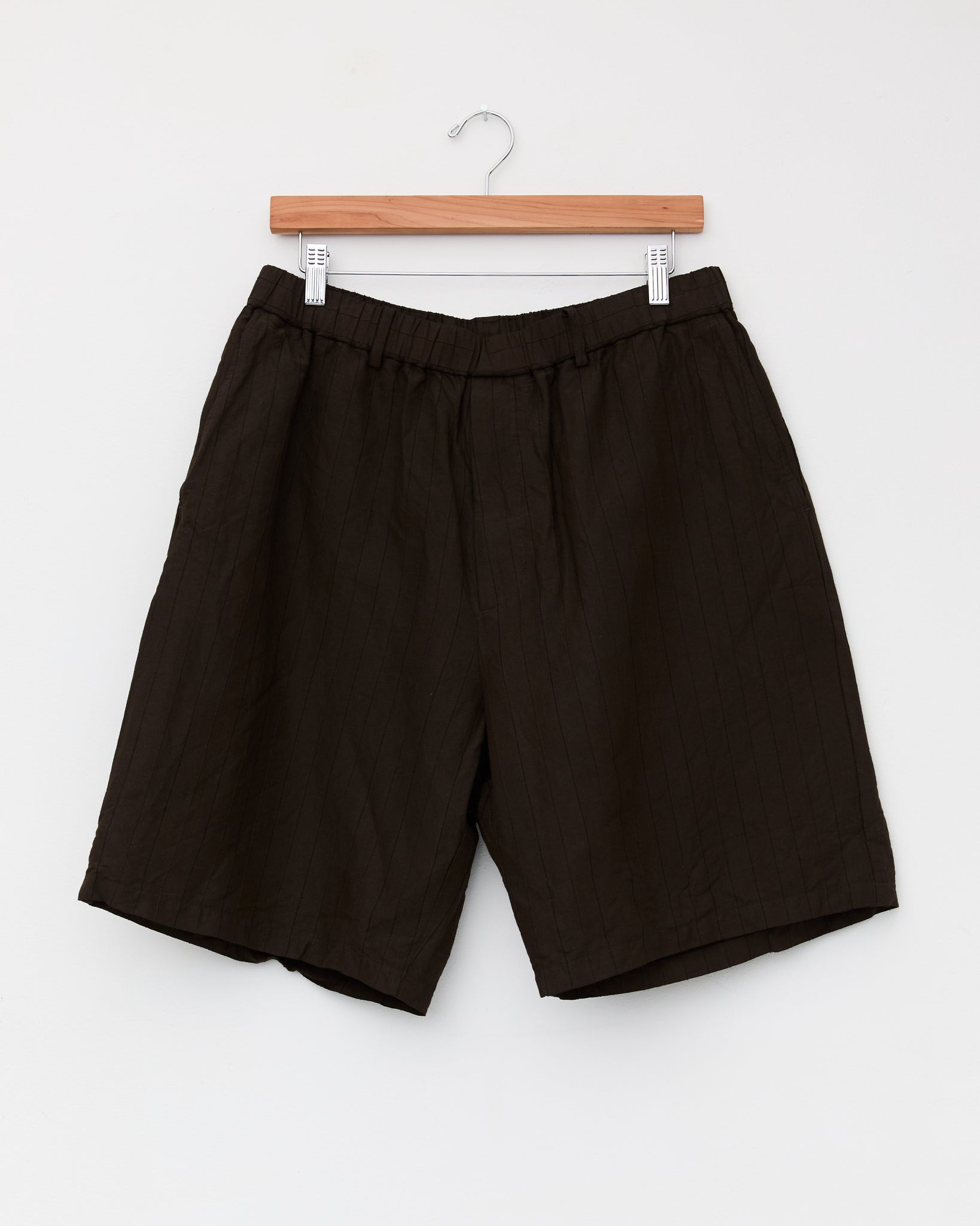 Standard Easy Shorts, Kakishibu