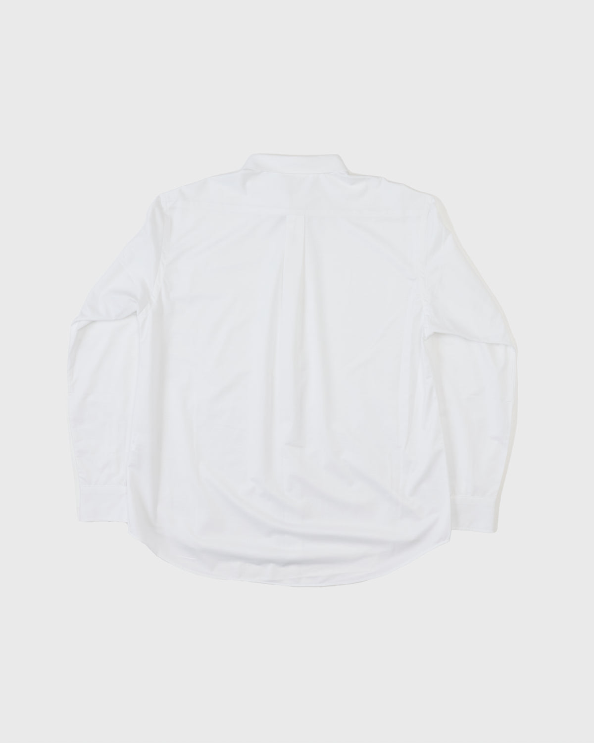 Kanemasa Phil Modest Shirt in white cotton-nylon, back, flat lay