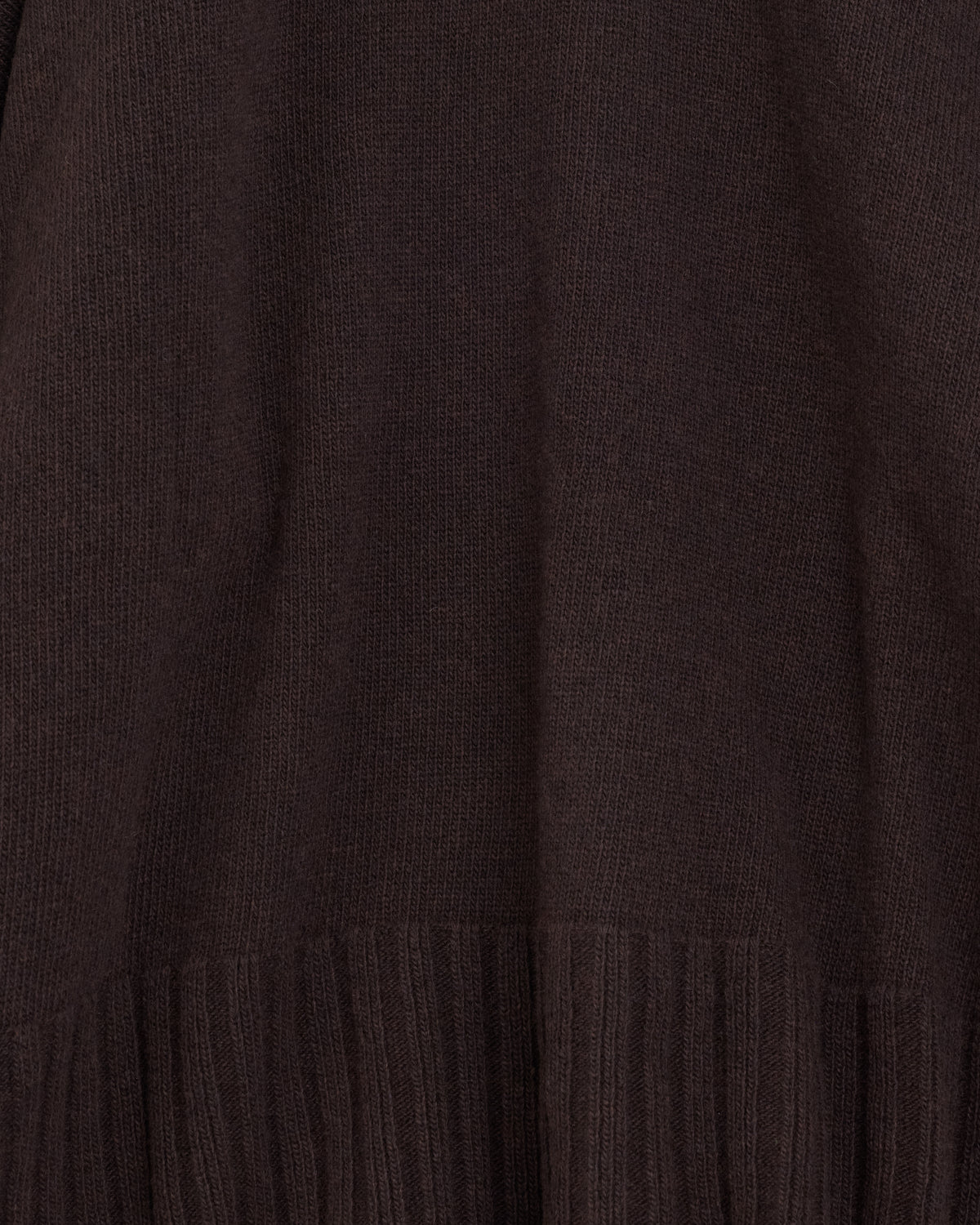 Colbo Knit Cardigan Polo in dark brown wool-cashmere, knit and ribbed hem close-up