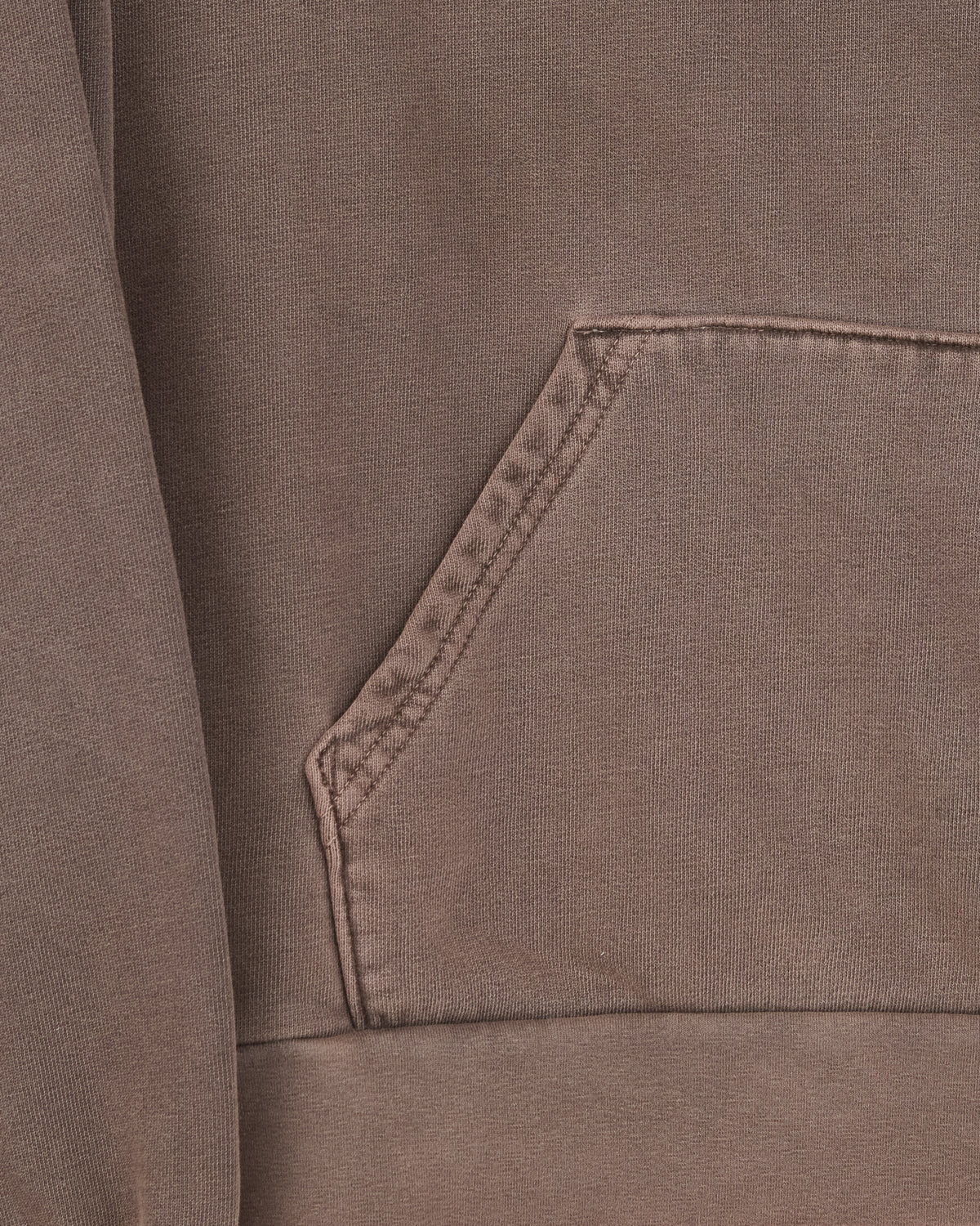 Colbo Hoodie in brown, detail