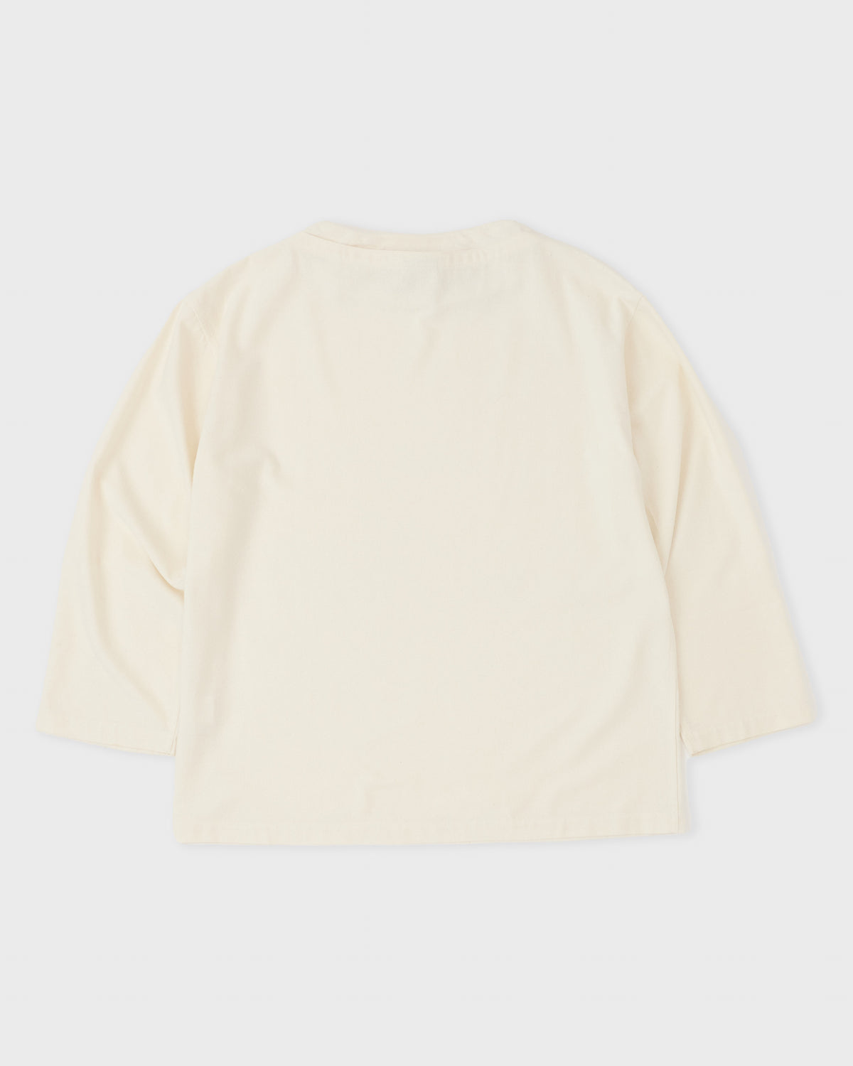 Colbo Mountain Top in natural silk, back, flat lay