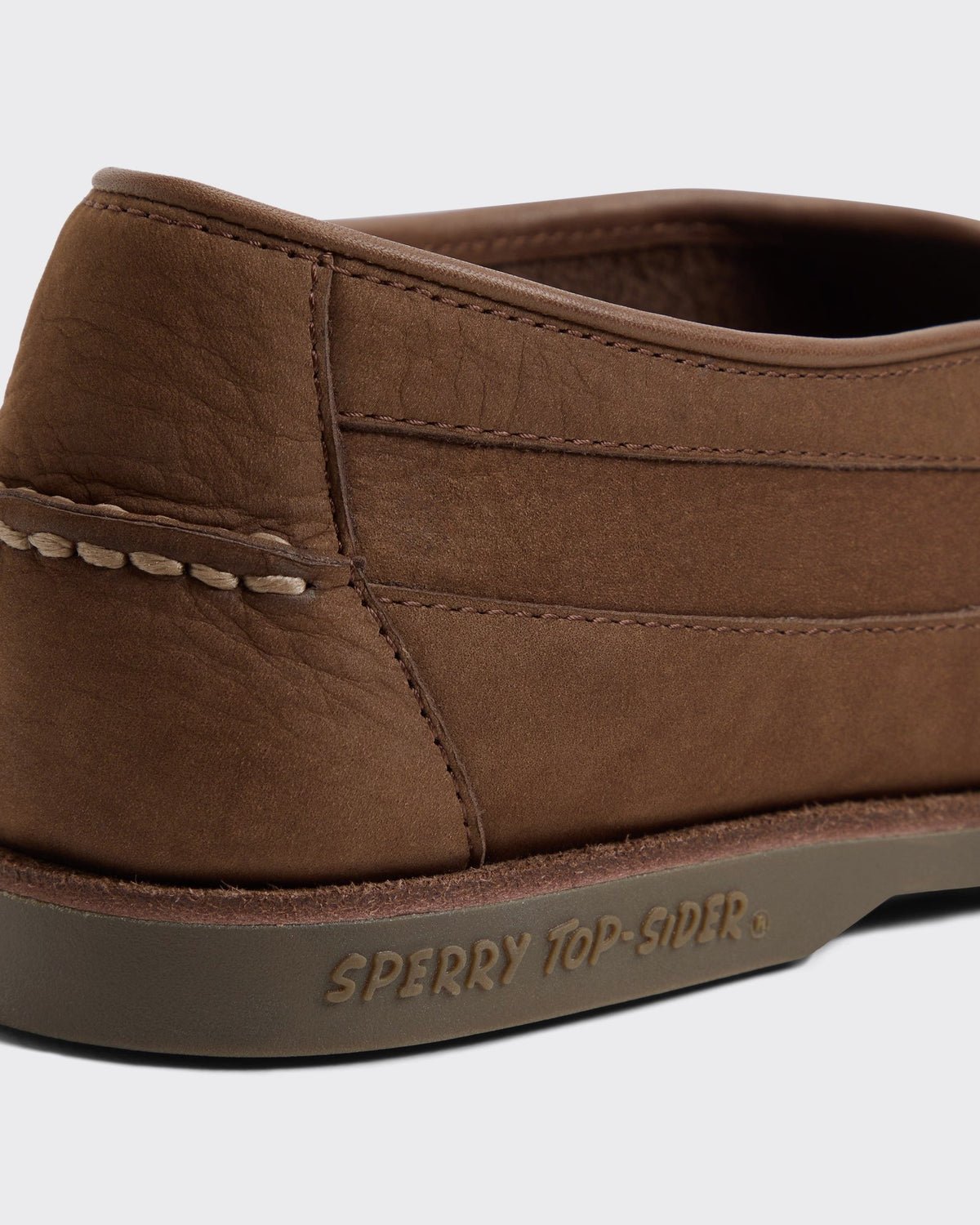 Sperry x Colbo Sirah loafer in chocolate nubuck, close-up of the heel and the Sperry Top-Sider sole